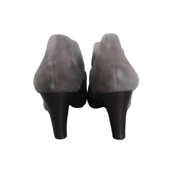 Bandolino Womens Heeled Ankle Booties Gray Suede Size 8.5 Elastic Slip On Career - Picture 7 of 11